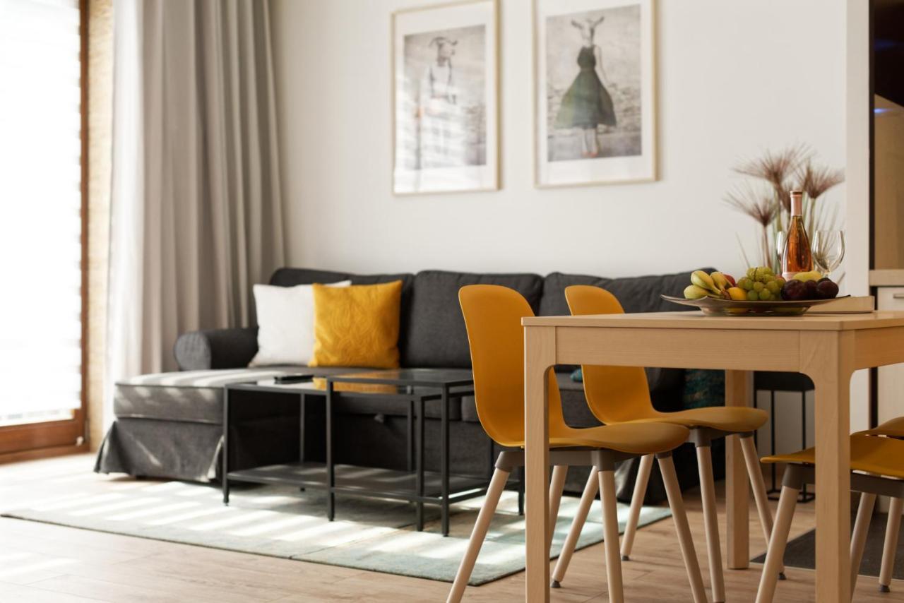City Center Apartament Parking By Impero Poznan Bagian luar foto